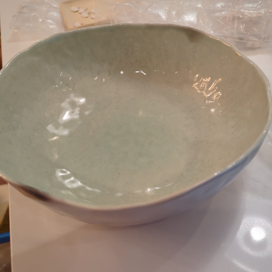 Glazed pinched Bowl