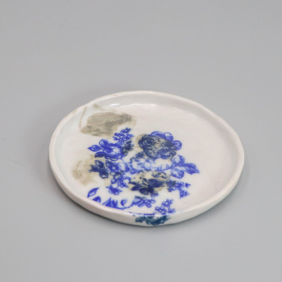 Floral ring dish